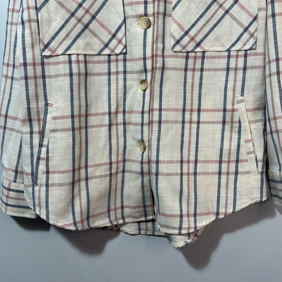 Ashley By 26 International Shacket Cream Plaid‎ Button Front in Size S NWT - Picture 4 of 13